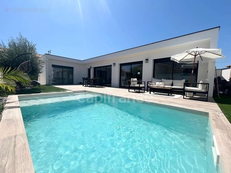 À VENDRE villa Frontignan 34 – Charmante villa de plain-pied T4 de 116 m² avec piscine – Quartier calme en fond d’impasse - photo 12