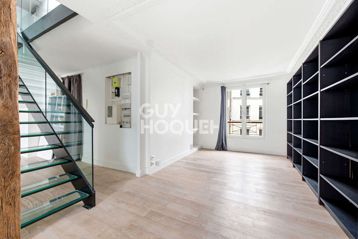 Appartement à PARIS-9E