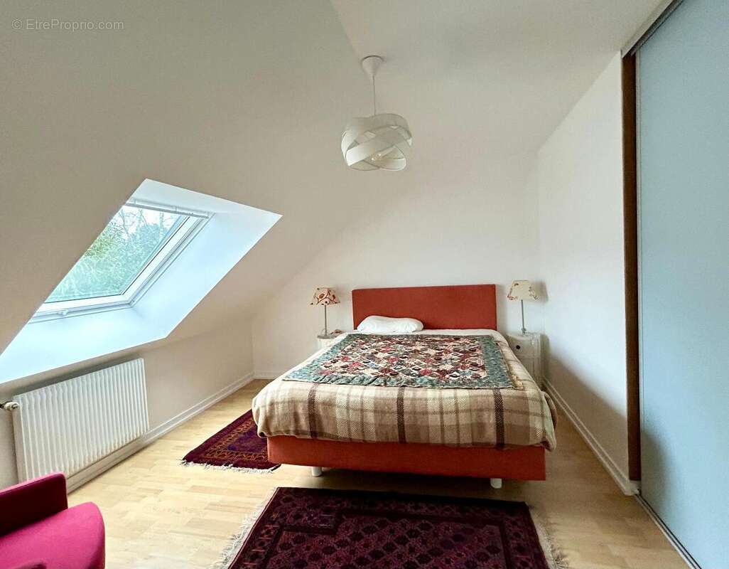   - Maison à ANGERS