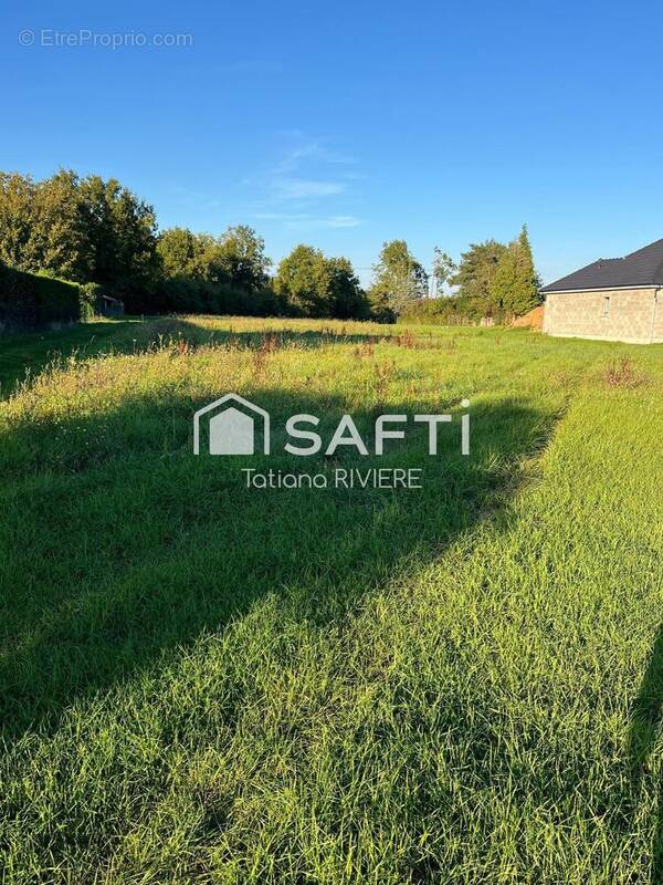 Photo 1 - Terrain à SAINT-MAURICE-SUR-FESSARD