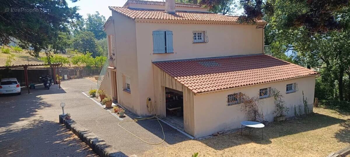 Maison à CABRIS