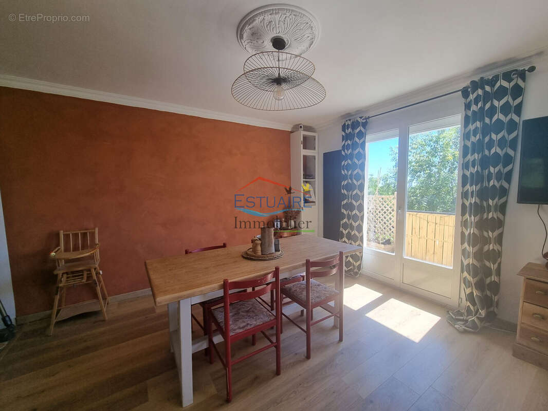 Maison 86 m² à Saint-Etienne-De-Montluc  - photo 3