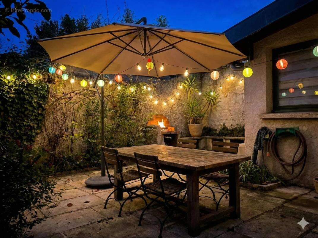 Maison à SAINT-MAUR-DES-FOSSES