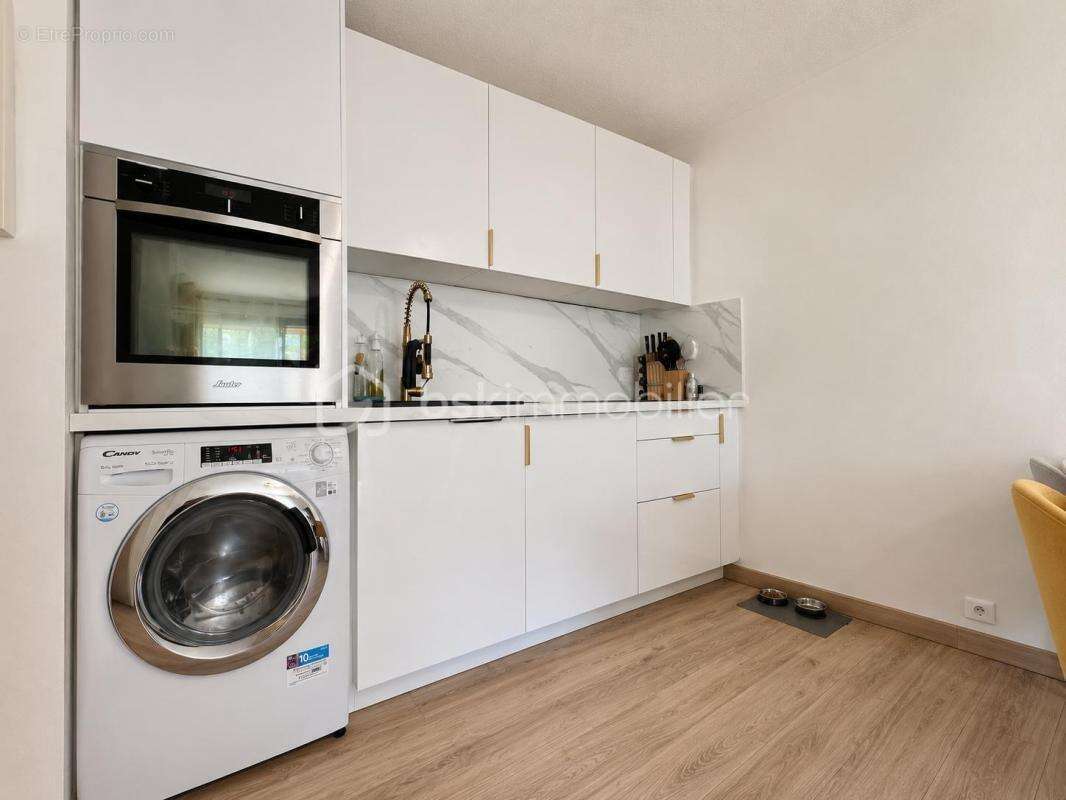 Appartement à MANDELIEU-LA-NAPOULE