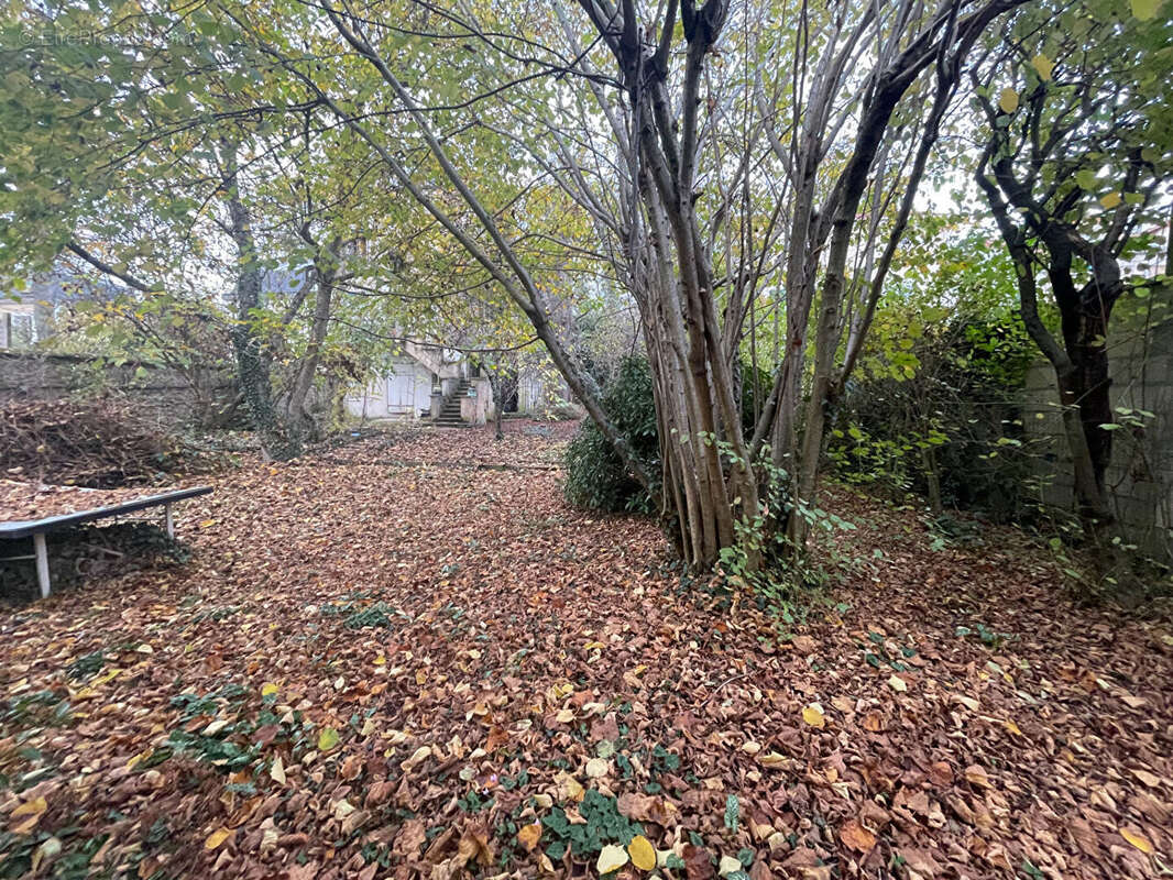 Maison à SOISY-SUR-SEINE