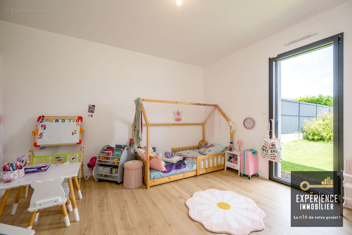 Maison contemporaine de plain-pied avec piscine - photo 6