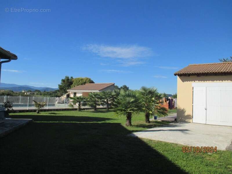 Maison à LA TOUR-DU-CRIEU