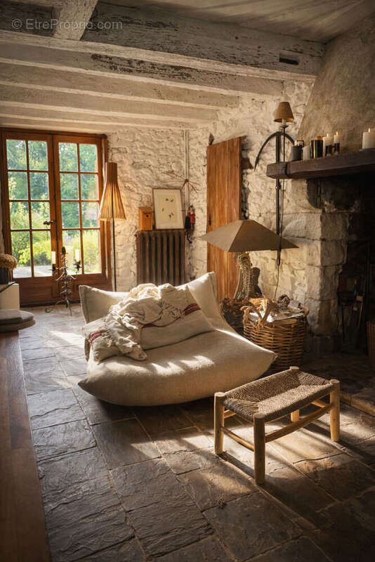 Maison à BEHUARD