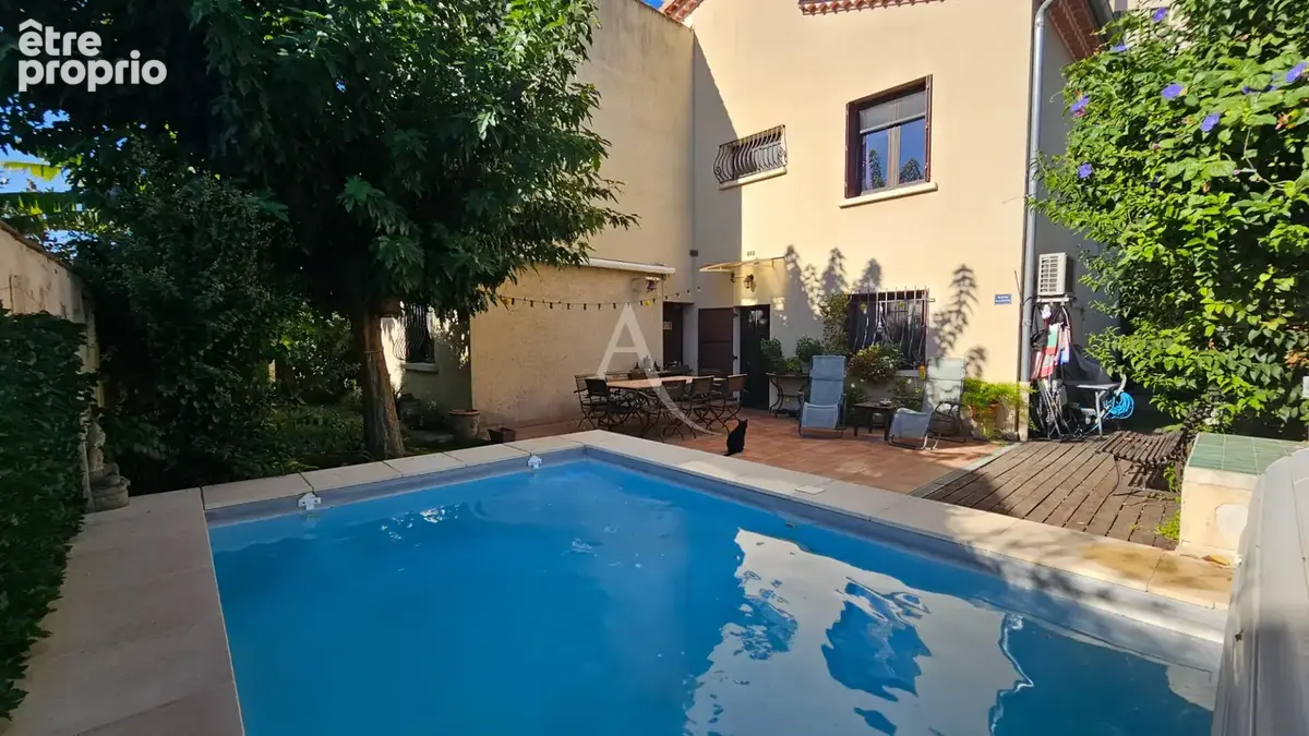 Maison à NIMES