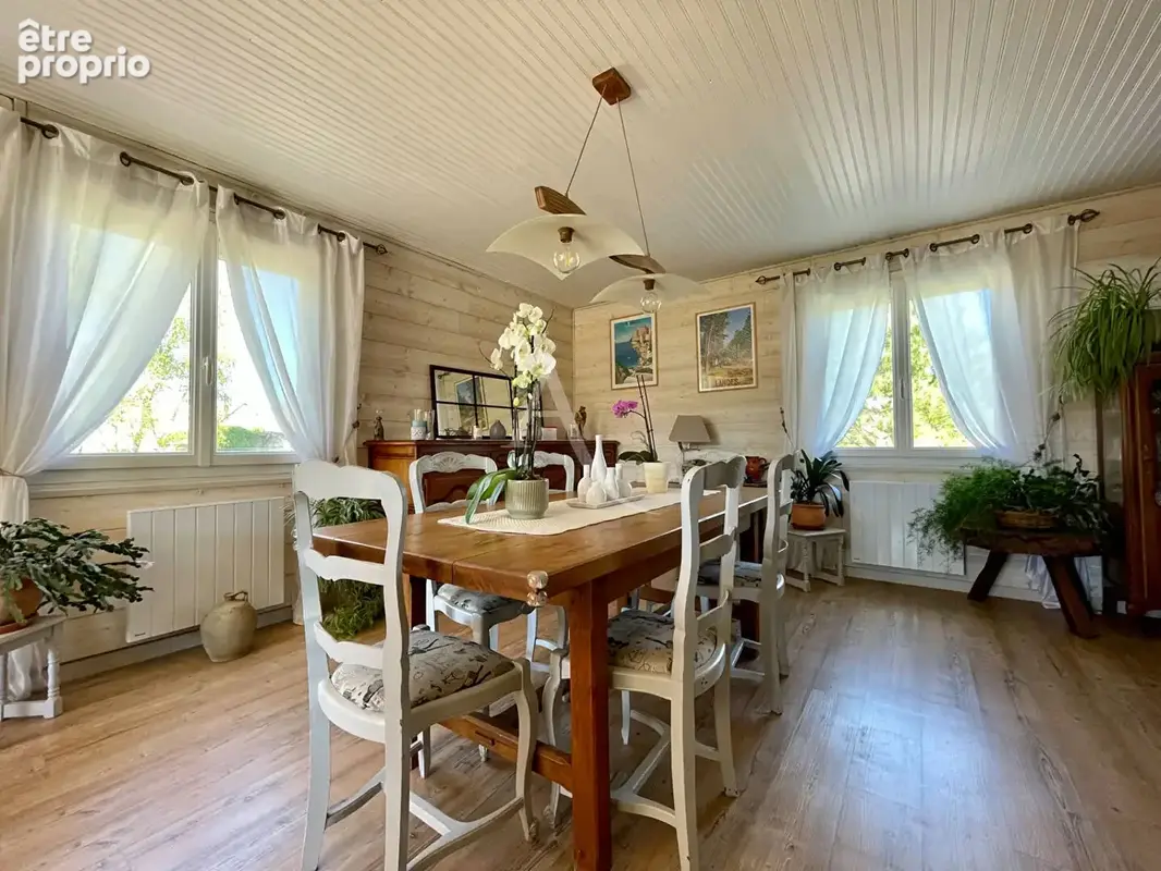 Maison familiale Tour-en-Sologne -130 m² avec terrain et dépendances - photo 6