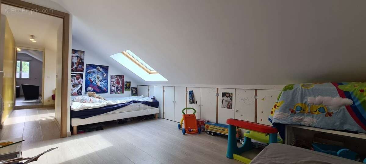 Maison à COURCOURONNES