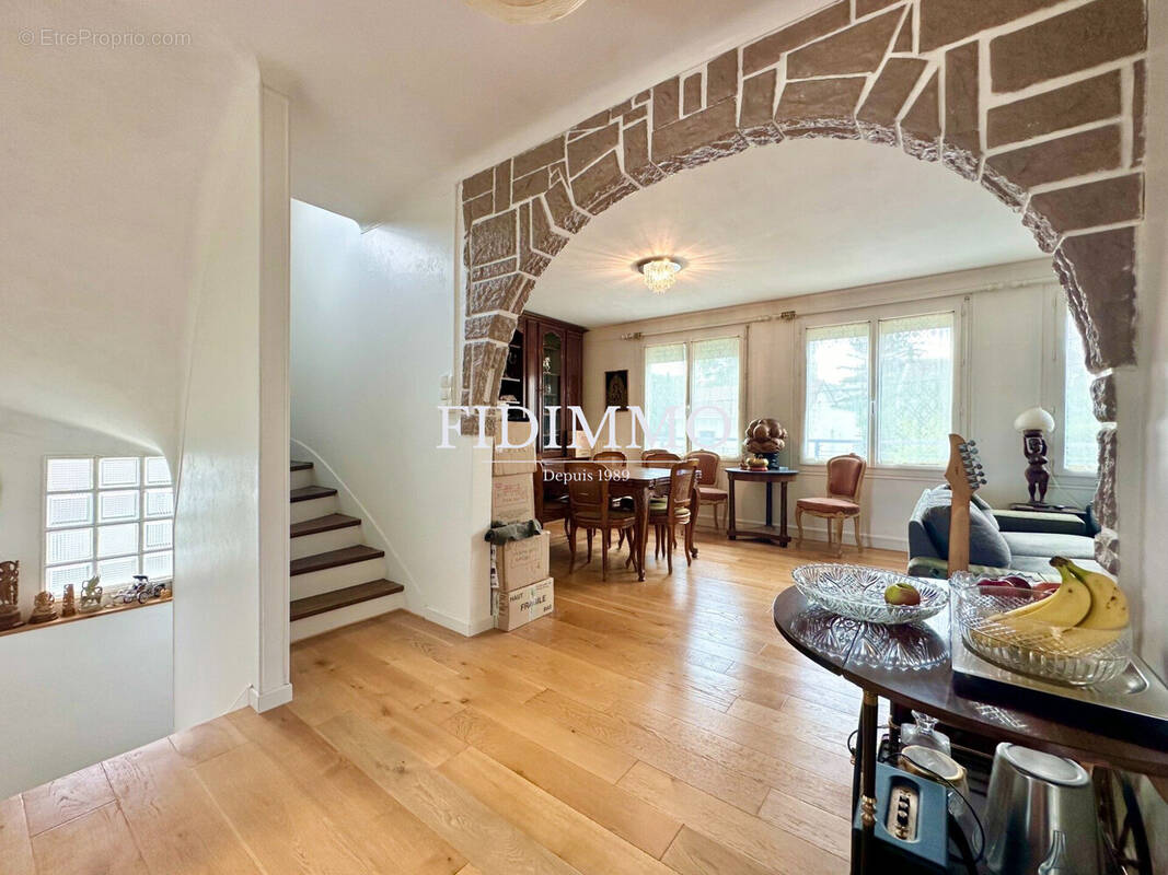 Maison à SUCY-EN-BRIE