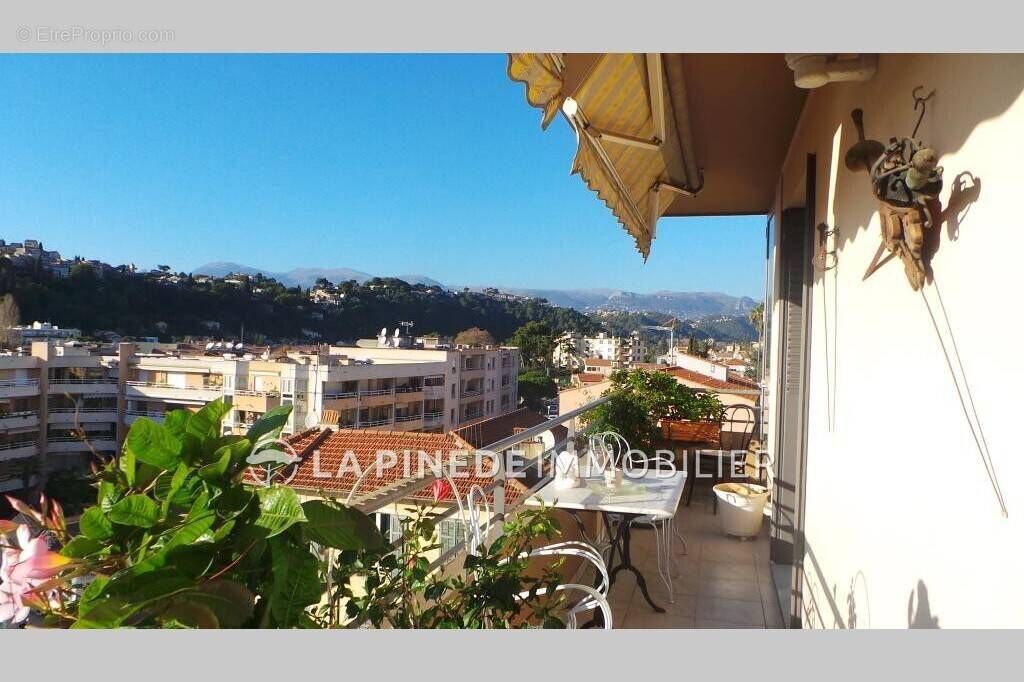 Appartement à CAGNES-SUR-MER