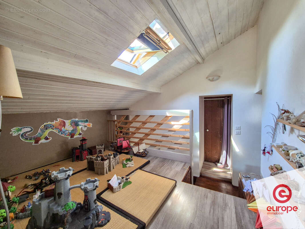 Maison 4 pièces de 105m2 avec jardin et dépendances au porte du Morvan - photo 14