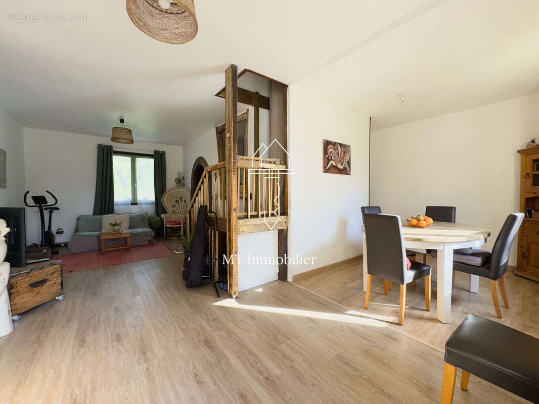 Maison à OFFIN