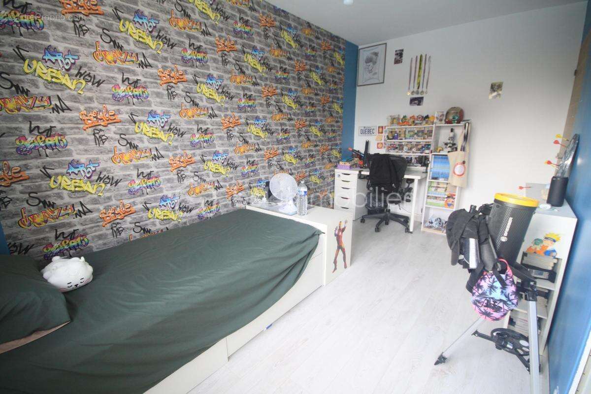 Maison à SAINT-GERMAIN-LES-ARPAJON