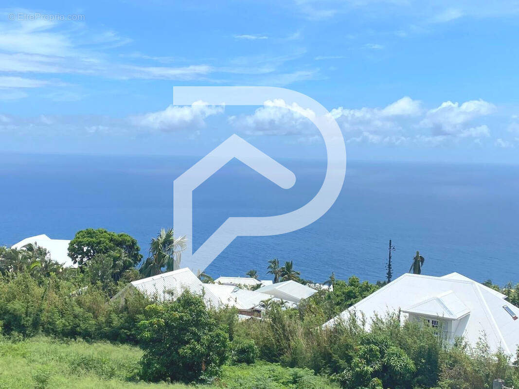 Terrain à SAINT-DENIS