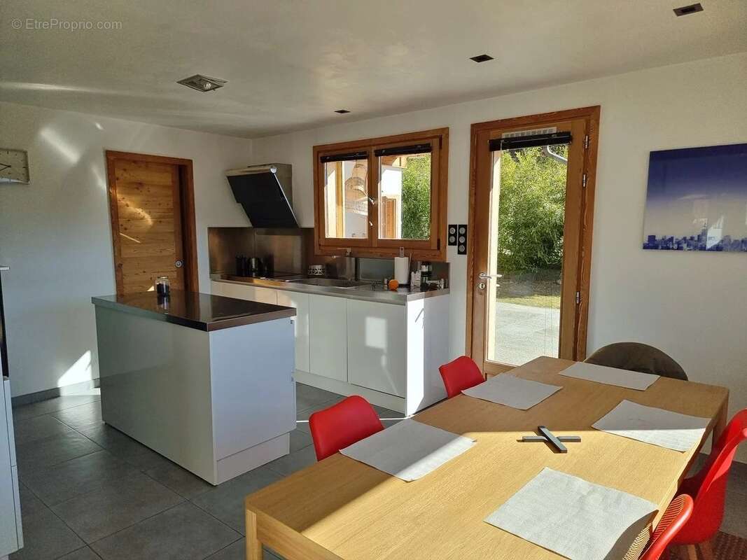 Maison à SAINT-CHAFFREY