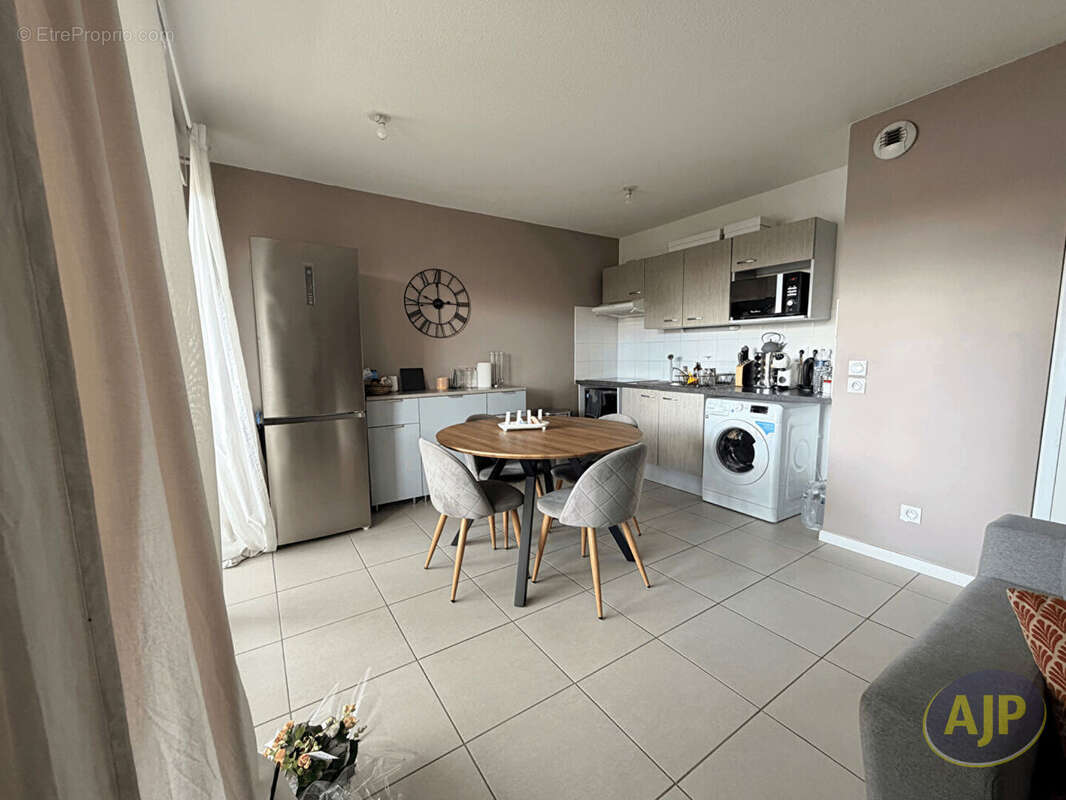 Appartement à SAINT-MEDARD-EN-JALLES