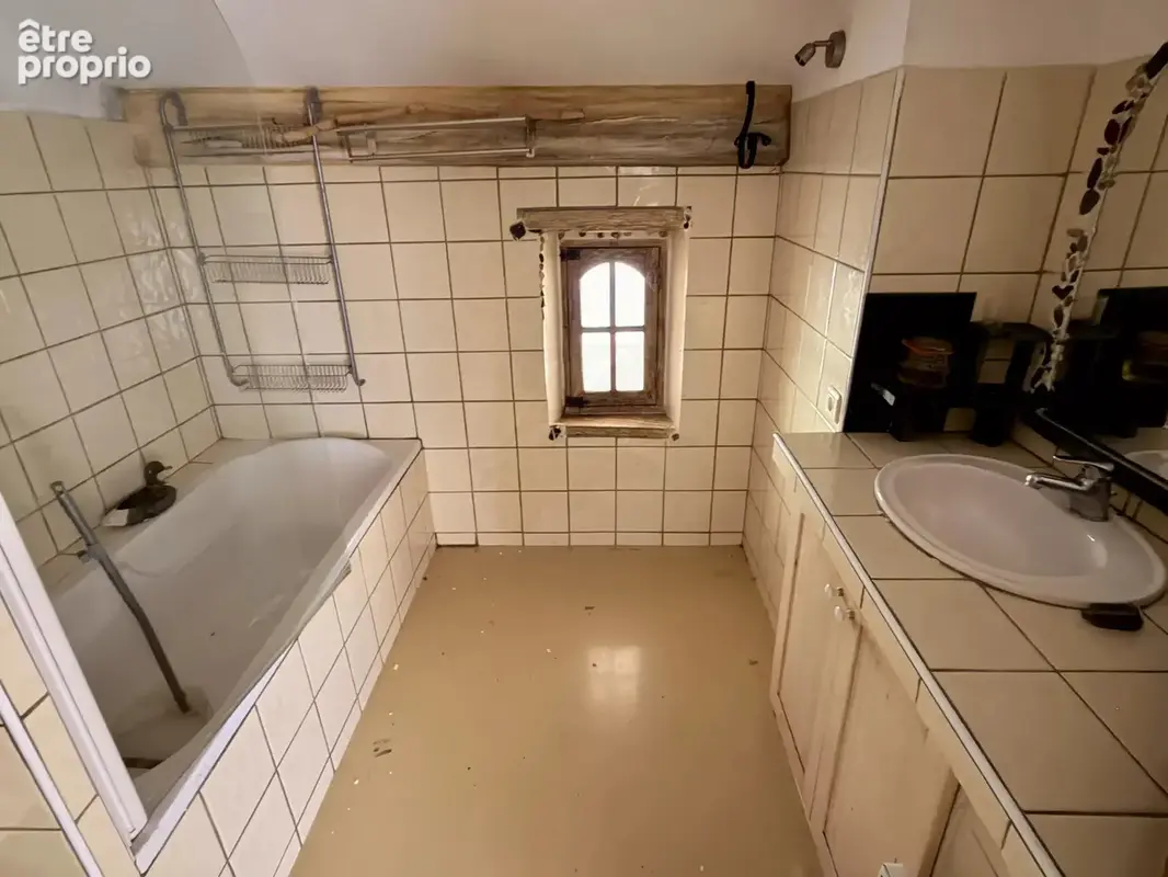 Maison de village en pierres – 90 m² avec terrasse et parking - photo 17