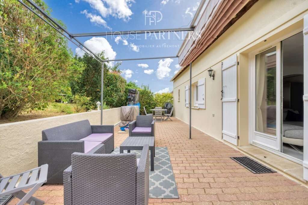 Maison à ECQUEVILLY