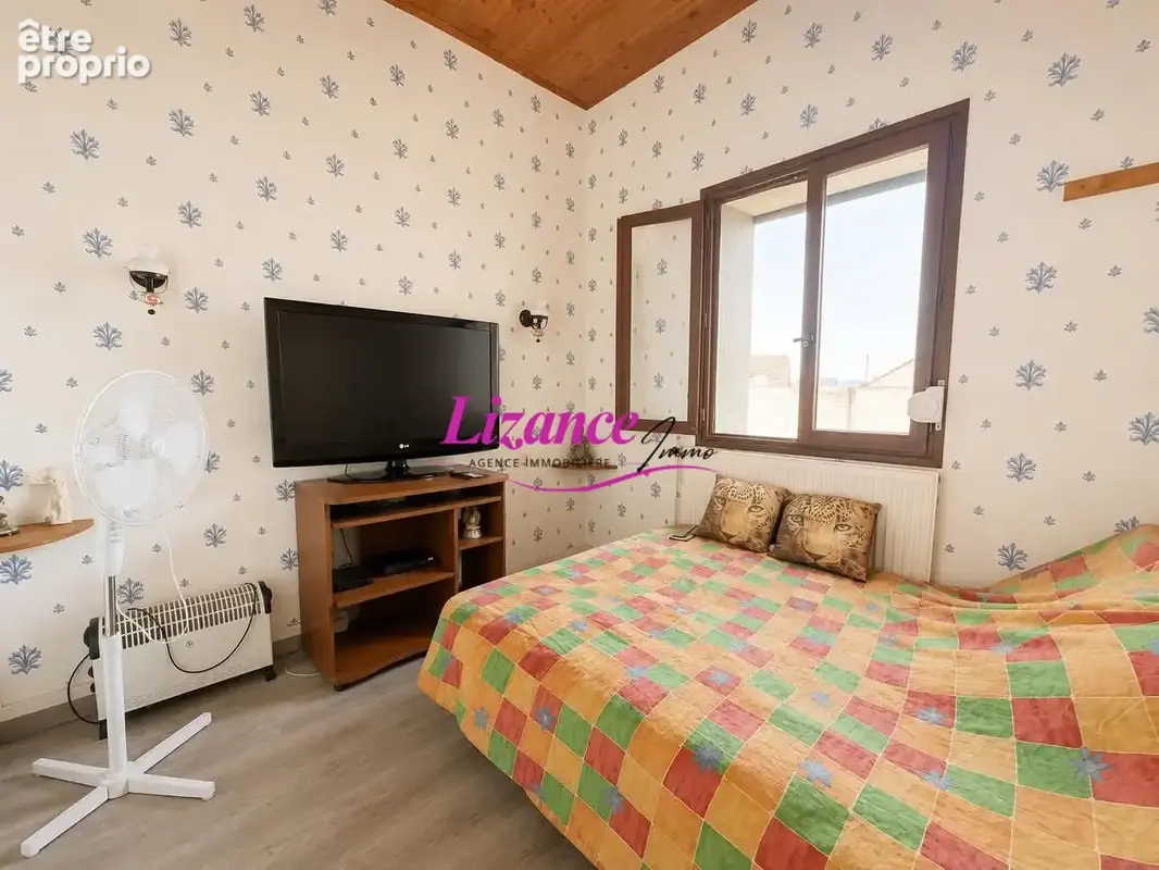 Maison 137 m² à Villers-Guislain  - photo 8