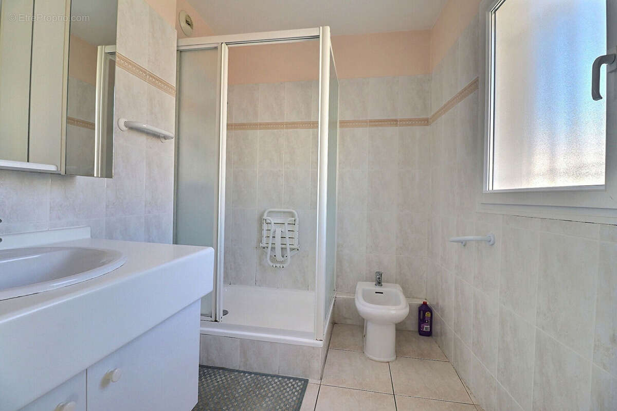 Appartement à SAINT-RAPHAEL