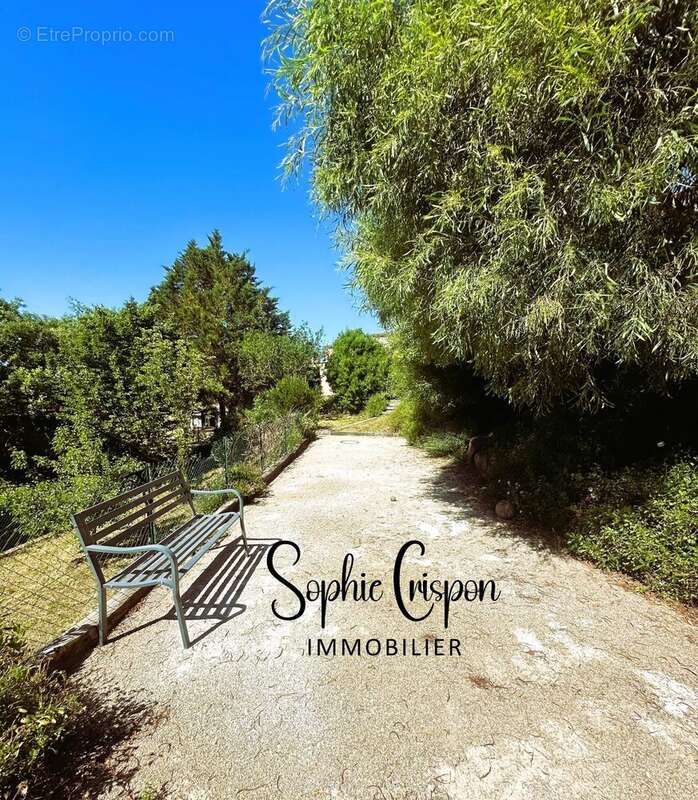 Maison à LES ADRETS-DE-L&#039;ESTEREL