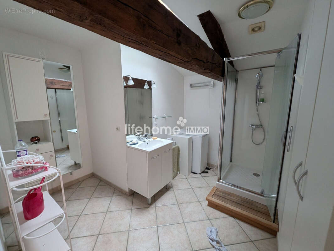 Appartement 242 m² à Frontignan  - photo 9