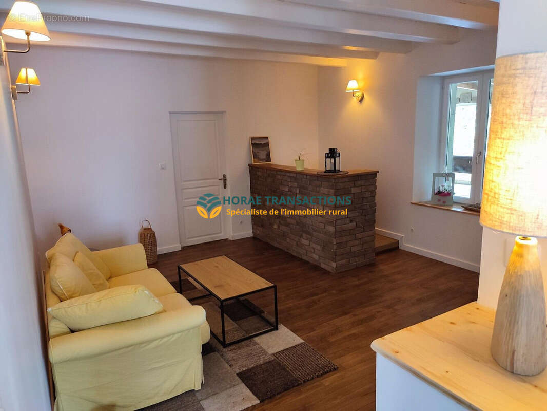 Maison 250 m² à Lure  - photo 7