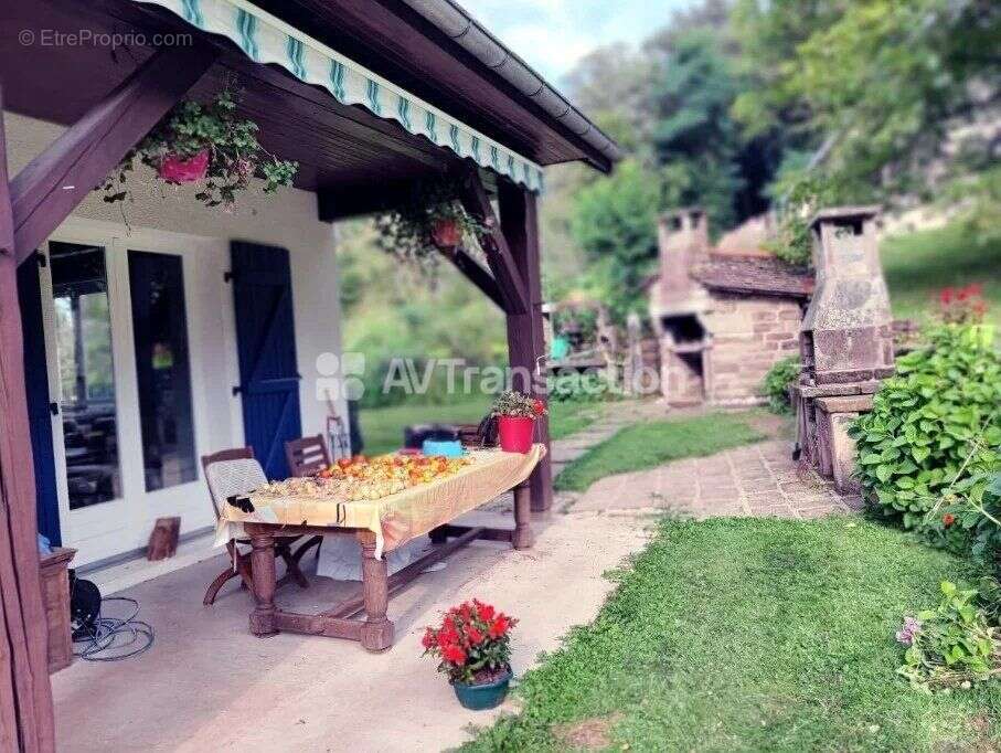 Maison à FOUGEROLLES