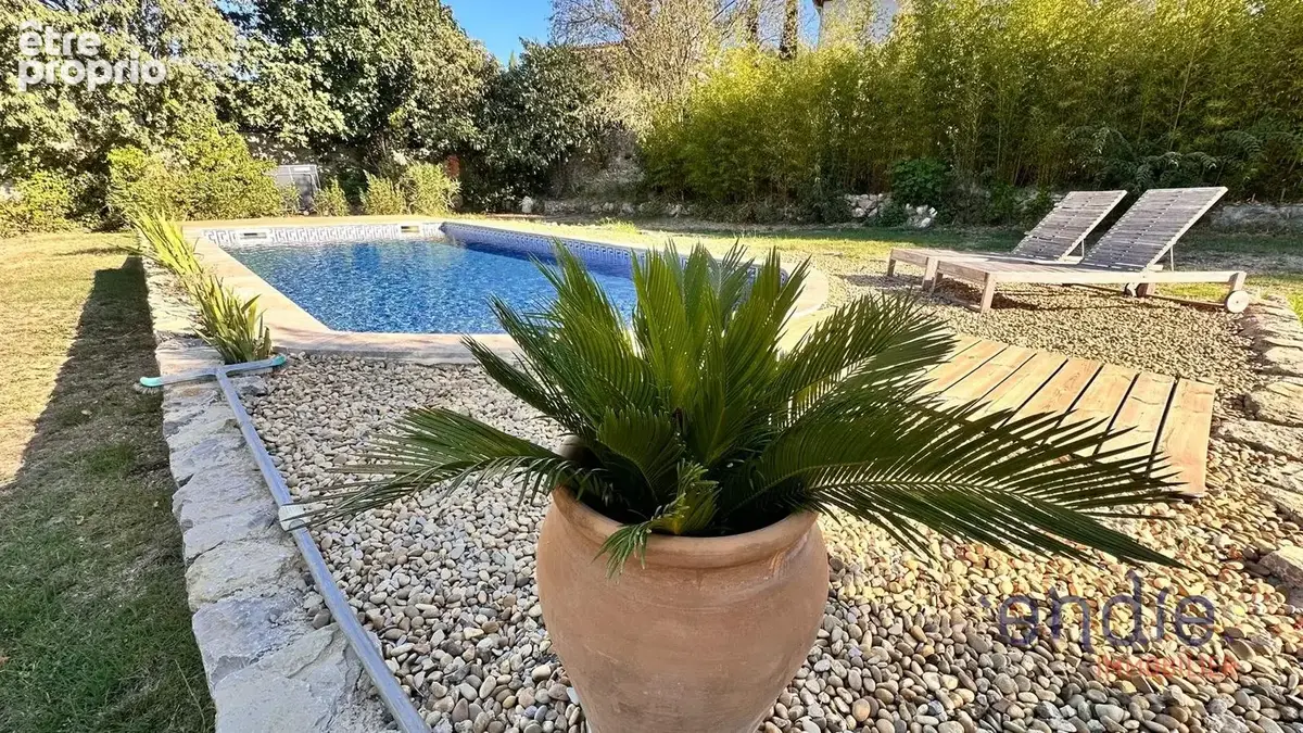 A Lorgues, charmante bastide de 158m2, 4 chambres, studio et piscine - photo 2