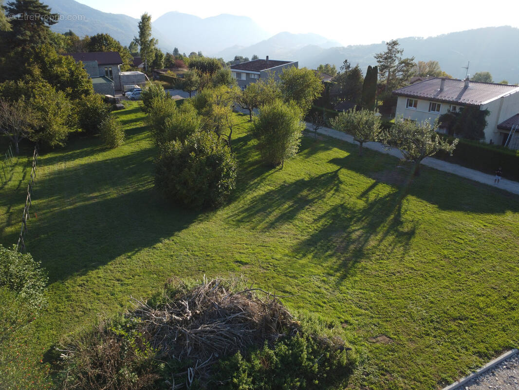 Terrain à SAINT-MARTIN-D&#039;URIAGE