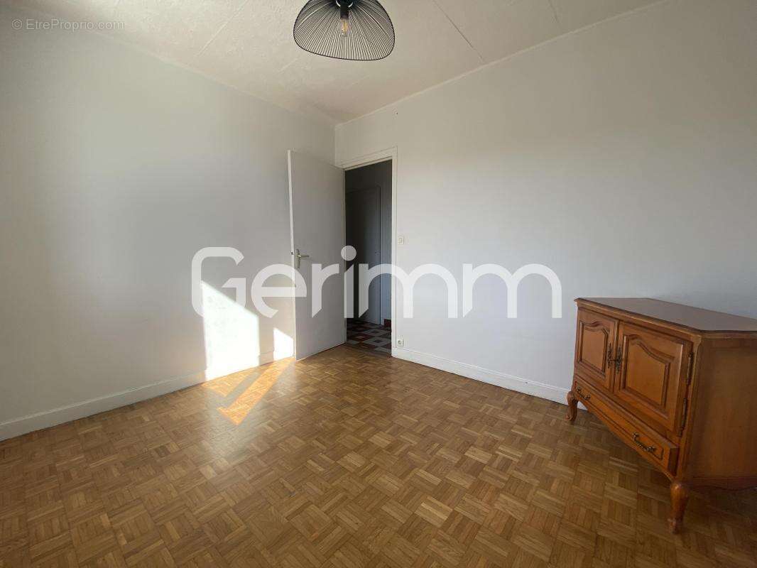 Appartement à ECHIROLLES