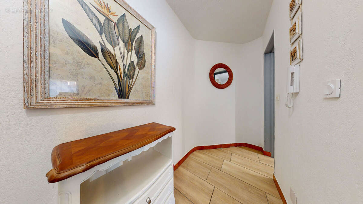 Appartement à FREJUS