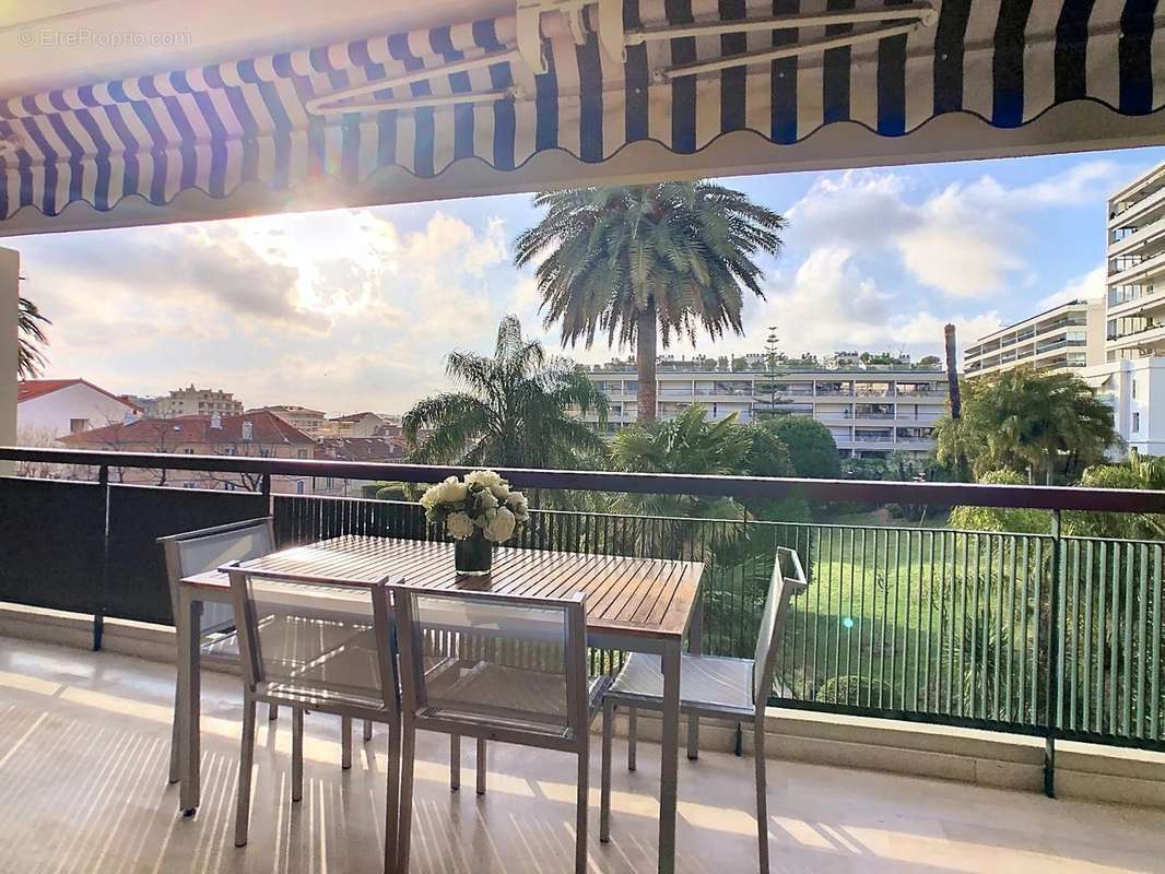 Appartement à CANNES