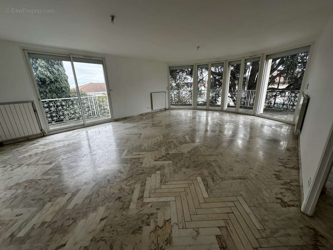 Maison à RAMONVILLE-SAINT-AGNE