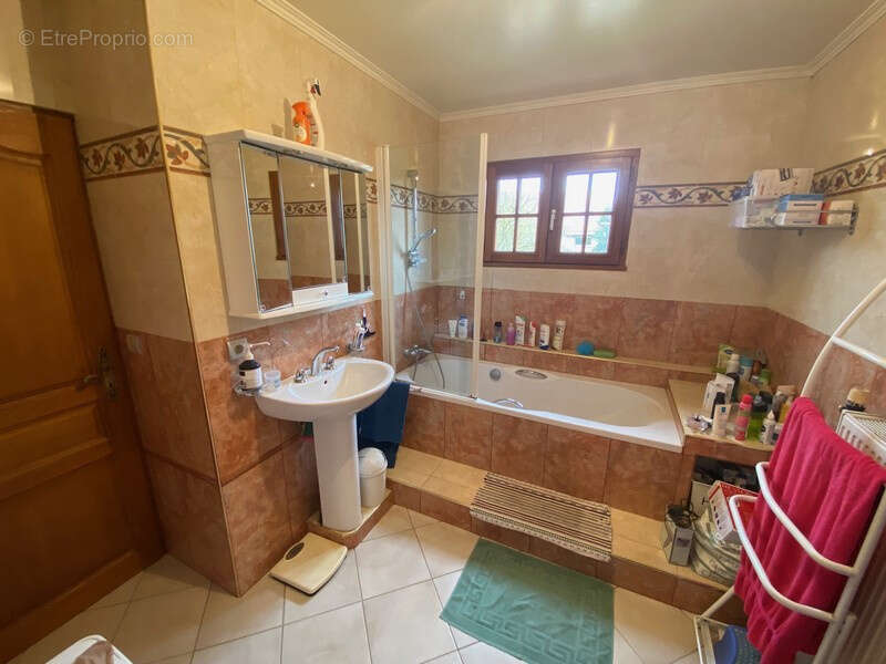 Maison à HENOUVILLE