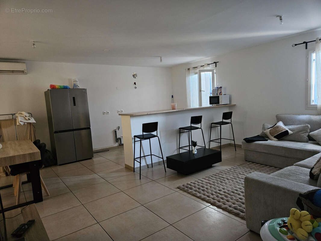 Appartement à PIOLENC