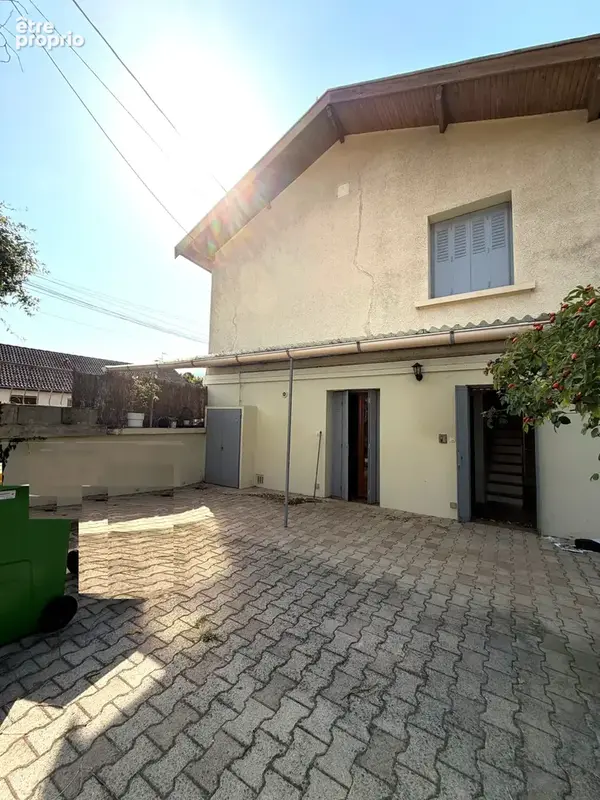 Maison à SAINT-MARTIN-D'HERES
