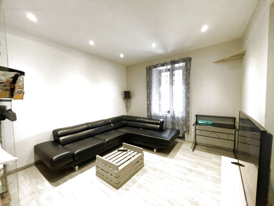 Maison à CHAMPAGNEY