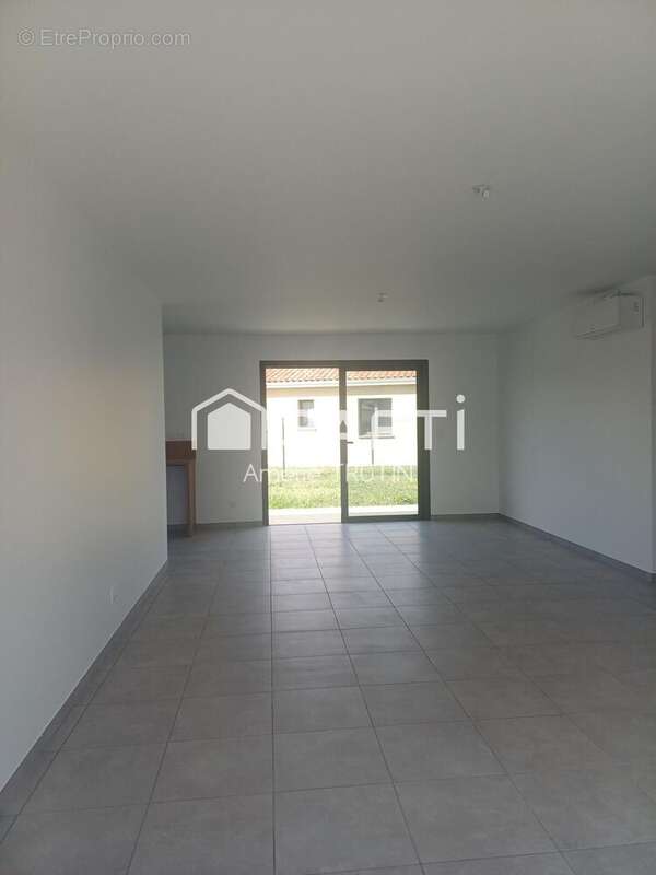 Photo 3 - Maison à BRESSOLS