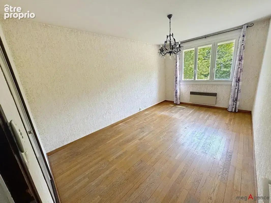 Maison familiale de 221 m² sur 1 800 m² de terrain - photo 7