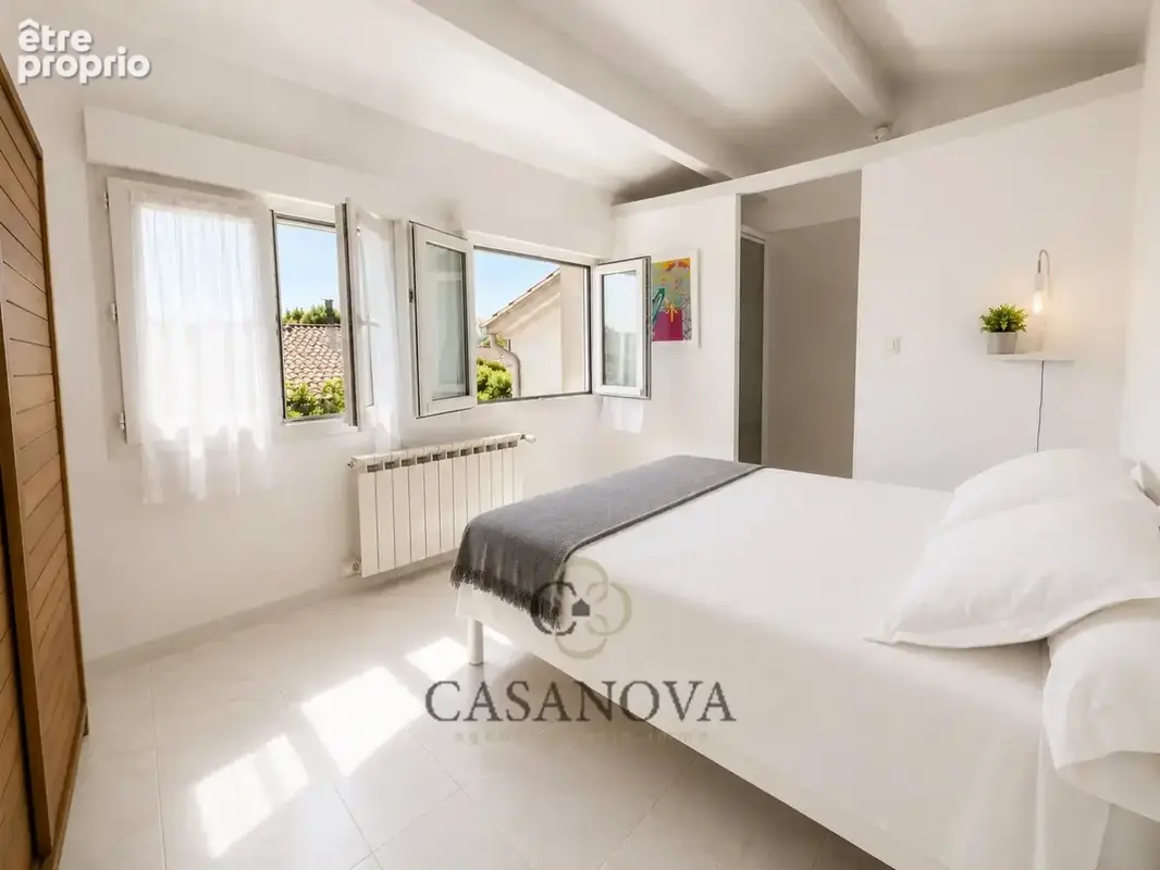 Maison 191 m² avec jardin paysager, jacuzzi et garage au centre de Pérols - photo 27