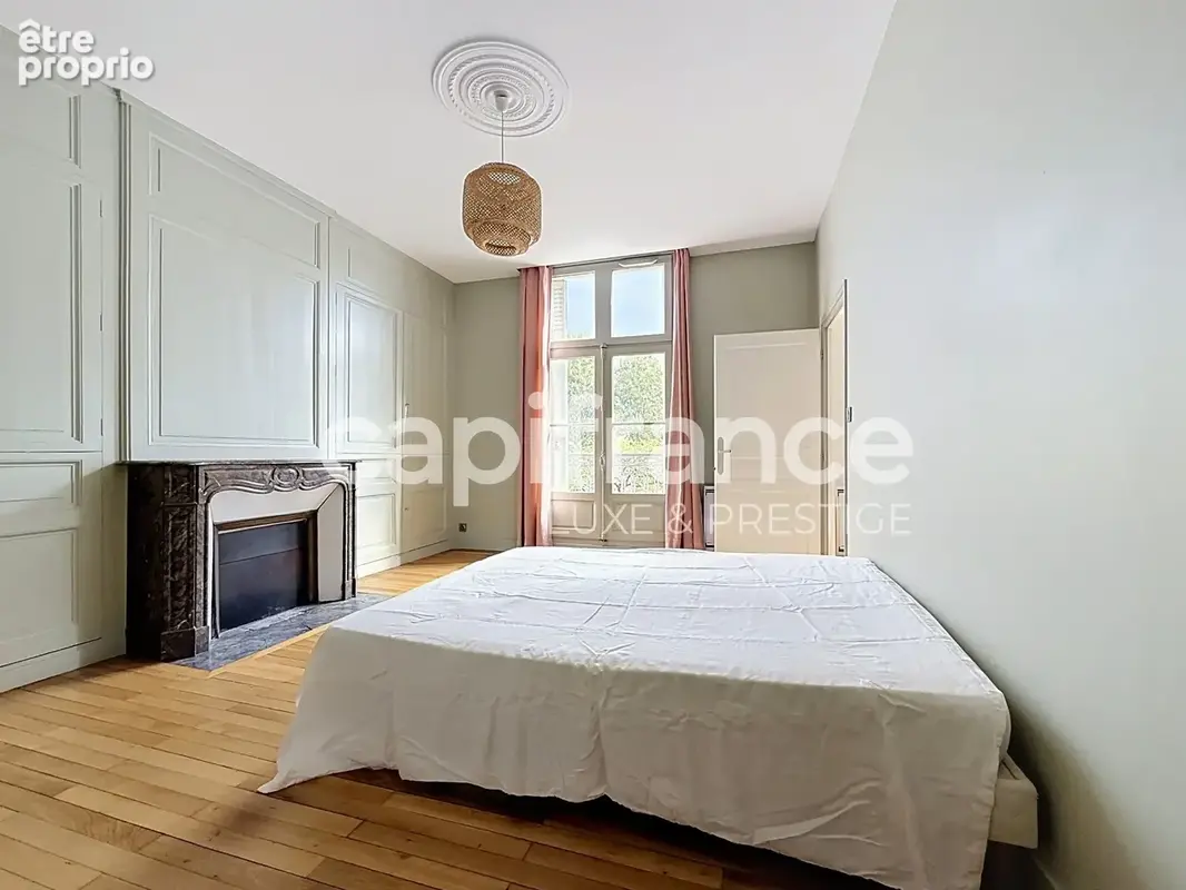 Appartement 167 m2 avec rez-de-jardin et parking, tout proche de Tours - photo 8