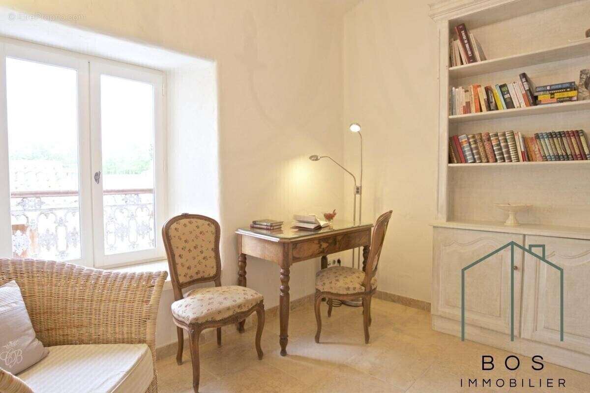 Maison à BONNIEUX
