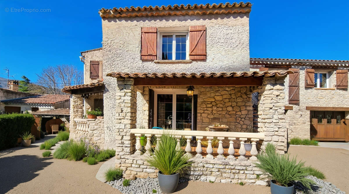 Maison à SAINT-MARTIN-DE-CASTILLON