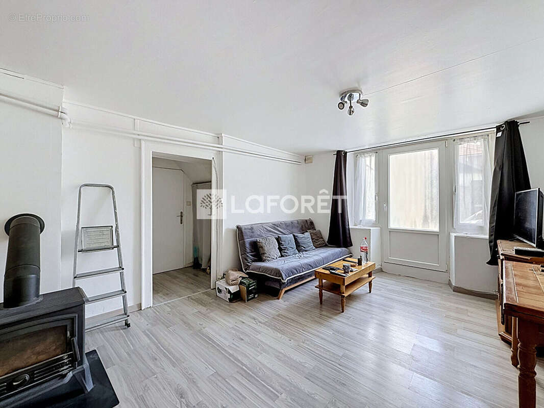 Immeuble Liffol Le Grand 9 pièce(s) 199.16 m2 - photo 11