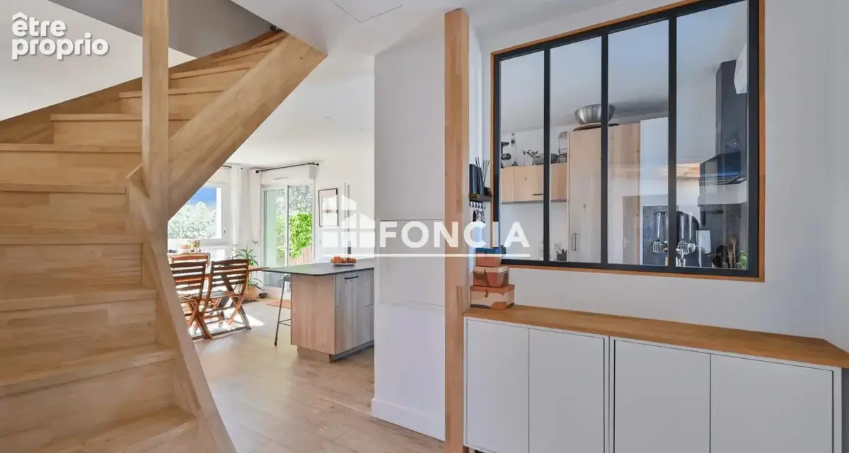 À vendre – superbe t4 en duplex - excellent état, à deux pas du marché de la baule - photo 2
