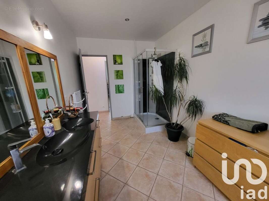 Photo 9 - Maison à NOGENT-L&#039;ARTAUD